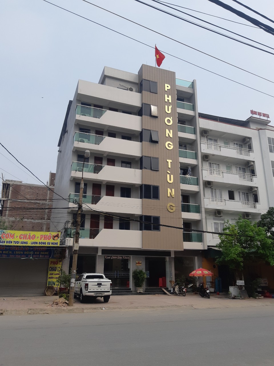 Khách sạn Phương Tùng