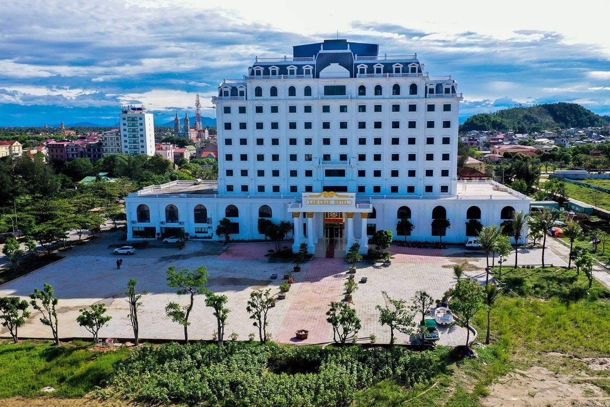 Lan Châu Hotel 