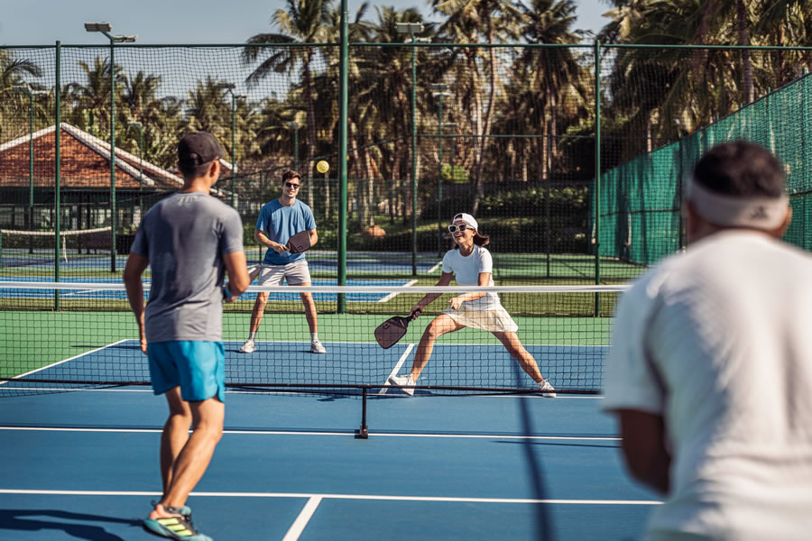 Kh&aacute;ch sạn c&oacute; s&acirc;n Pickleball ở Cửa L&ograve; Nghệ An